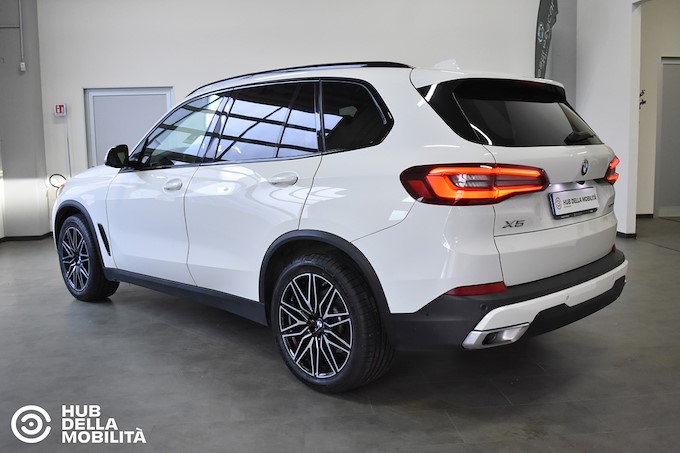 BMW X5 xDrive30d 48V Business